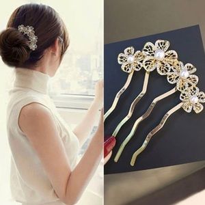 Pearl Hair Comb